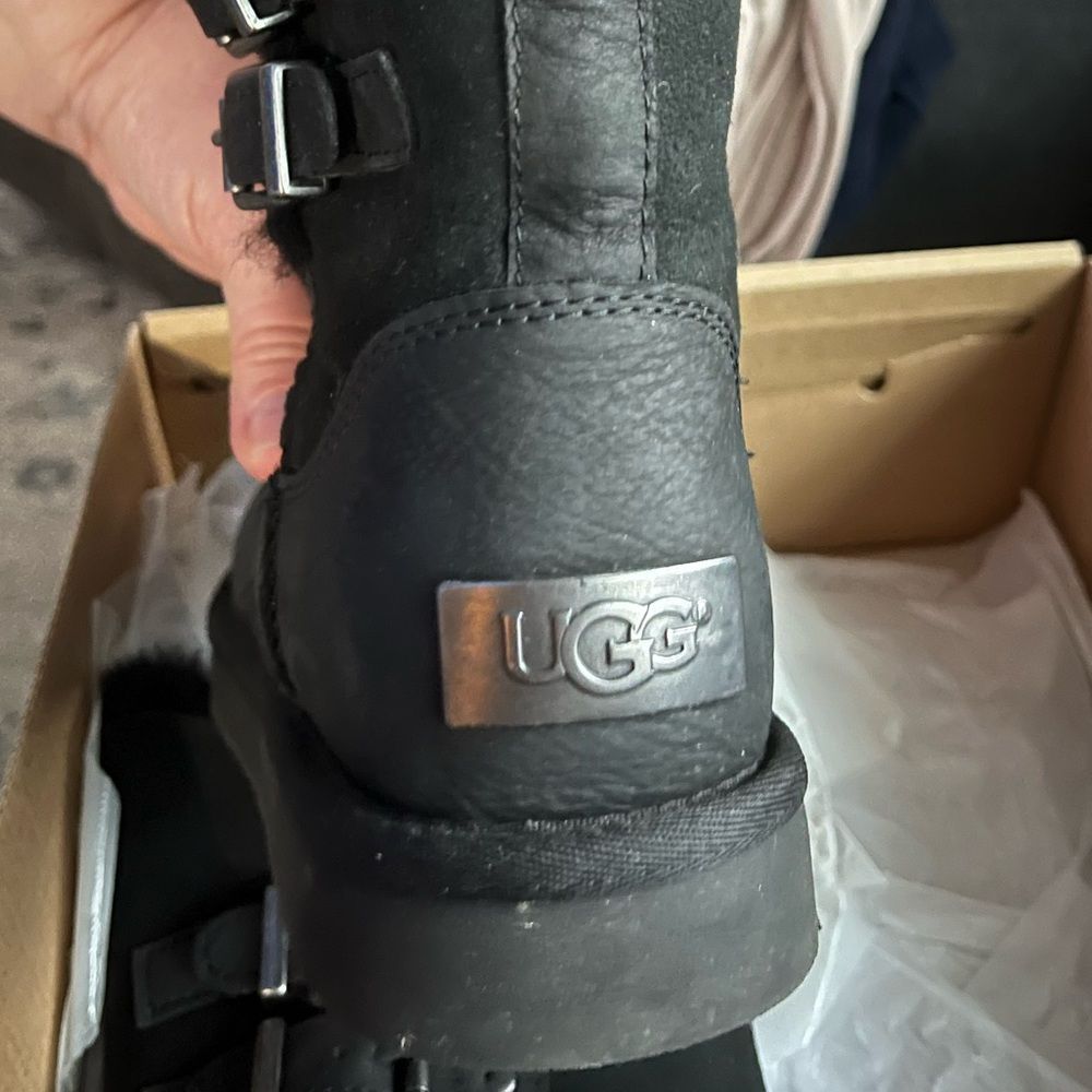 ORIGINAL RENLEY UGGS - Picture 3 of 5